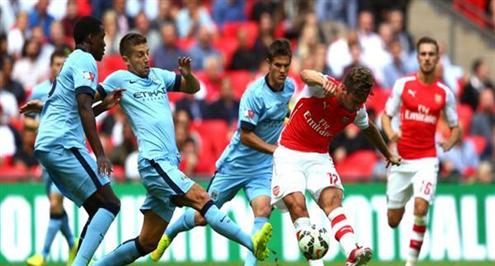 بليجريني محبط من سيتي بعد هزيمته في مباراة الدرع الخيرية أمام آرسنال